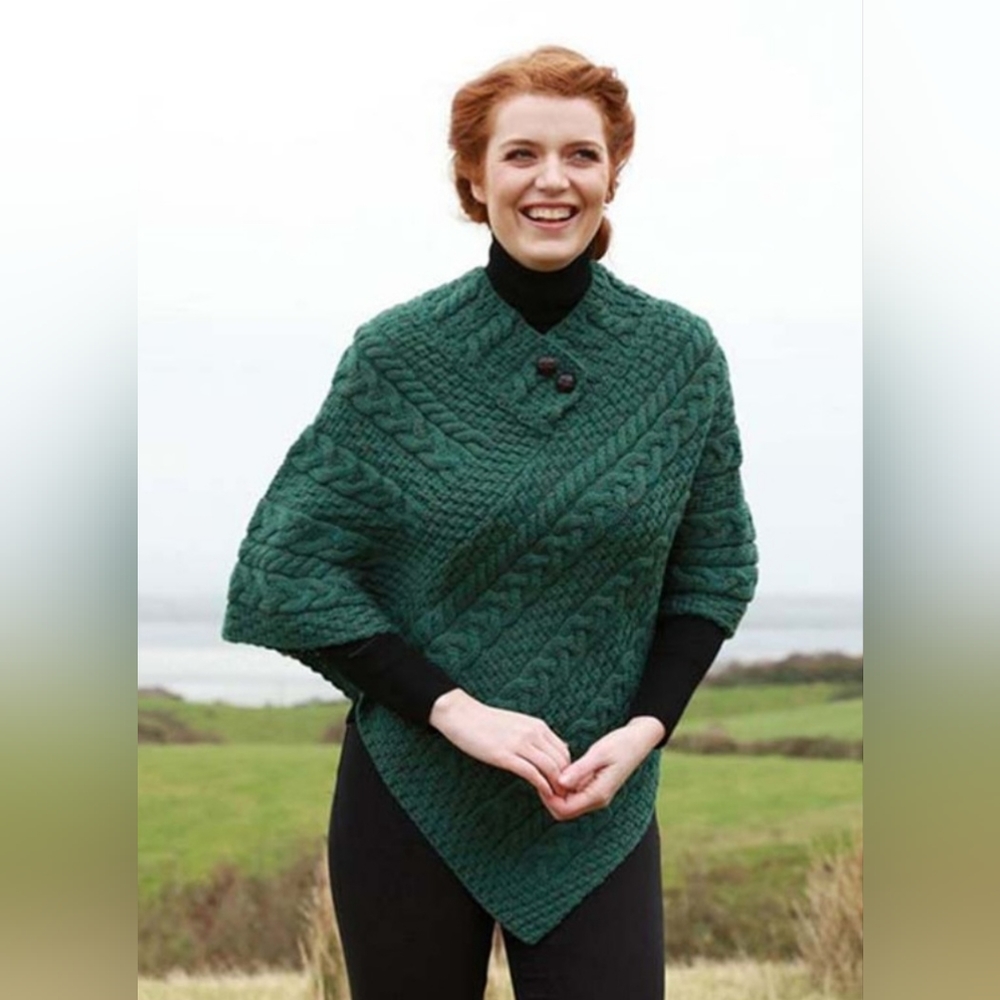 Carraig donn made in Ireland 100% merino wool green knit poncho